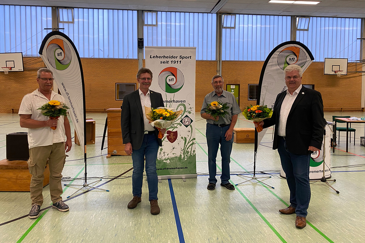 Holger Cornelius, Peter Skusa, Horst Kuhl und Frank Schildt. Auf dem Foto fehlen: Domas Domanski und Sabine Burdorf. 2021 07 08 SFL Delegiertenversammlung 3IMG 0266 Kopie Webseite