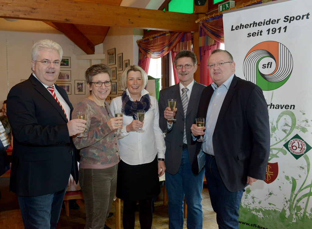 Foto: Antje Schimanke v. l. .n. r. Frank Schildt, Helga Dibke, Andrea Damrath, Peter Skusa u. Torsten Neuhoff SFL Neujahrsempfang 150sfl