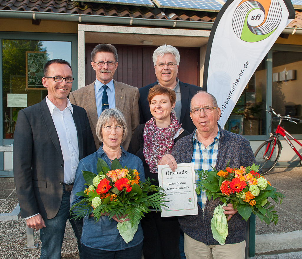 (Foto: Olaf Adebahr) Gunnar Strauch, Brigitte Klenner, Peter Skusa, Katharina Libert-Meyer, Frank Schildt und Günter Niehaus.